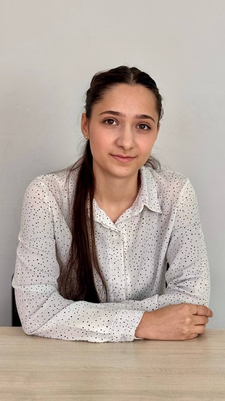Шахсуварян Светлана Эдуардовна.